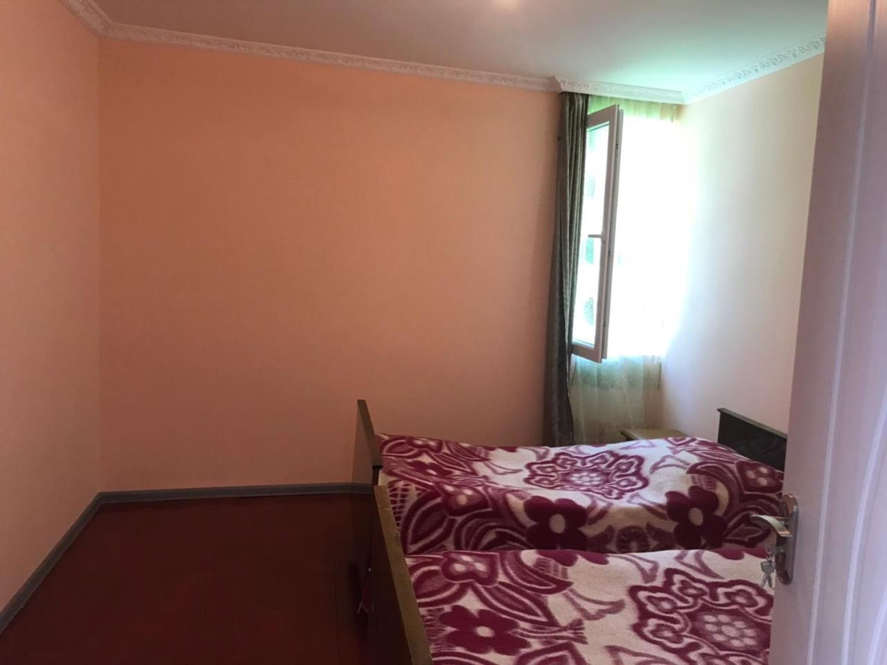 Ciuri'S Guesthouse Zhabeshi المظهر الخارجي الصورة