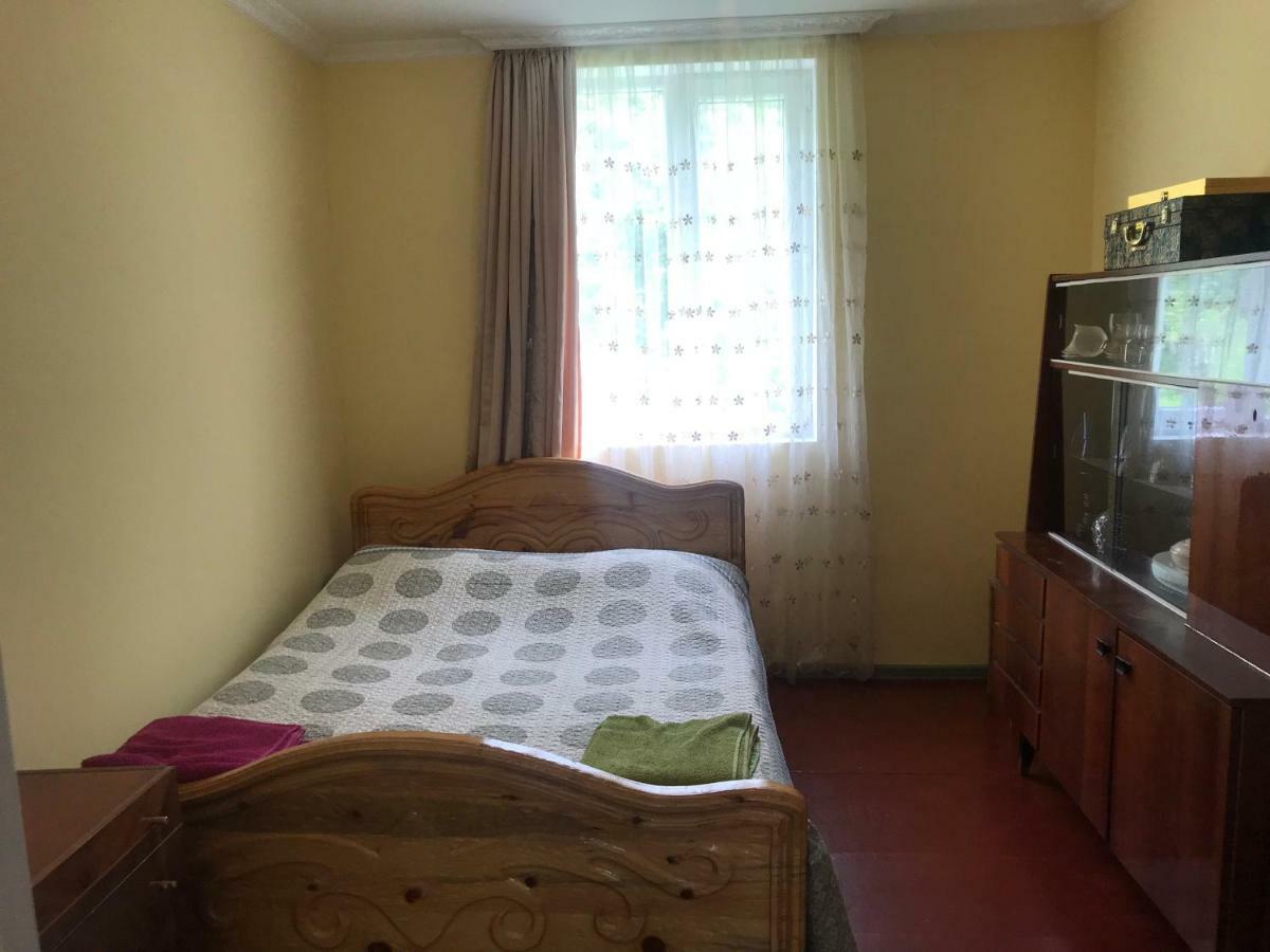 Ciuri'S Guesthouse Zhabeshi المظهر الخارجي الصورة